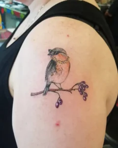 Bird Memorial Tattoos & Symbolism 14 Birds with Symbolic Meanings (3)