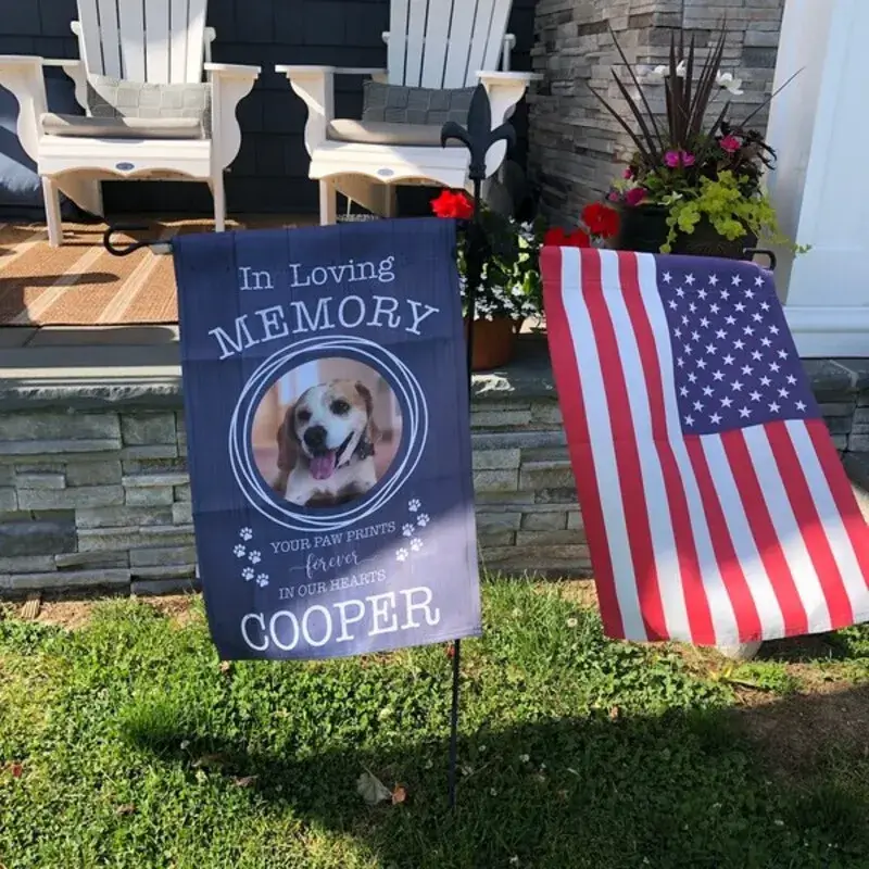 Memorial Flags pet